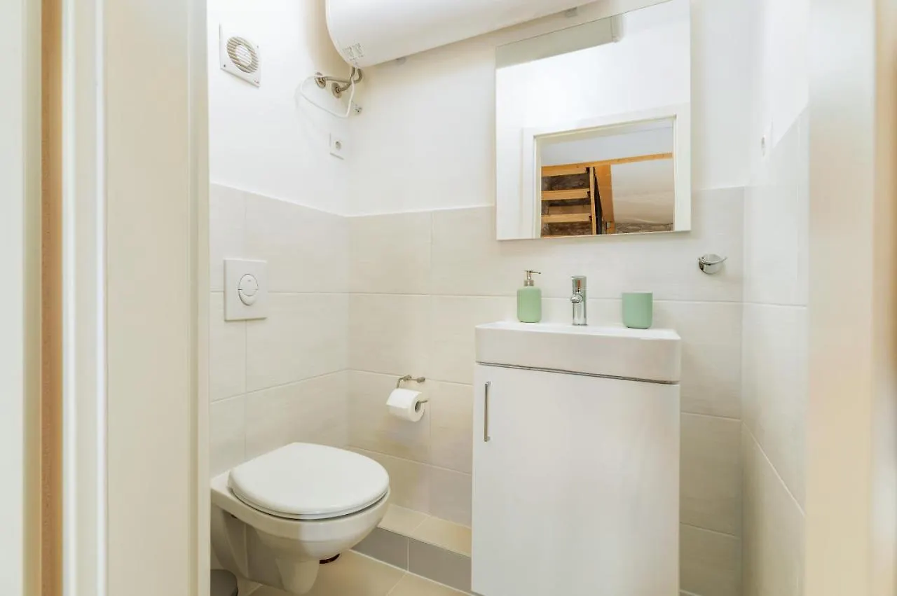 Stone House Istria Apartment Pula 0*,  Croatia