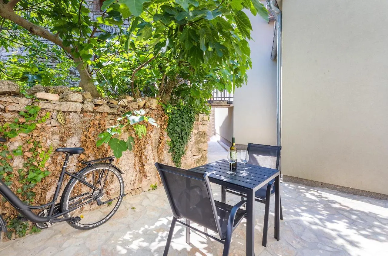Stone House Istria Apartment Pula 0*,