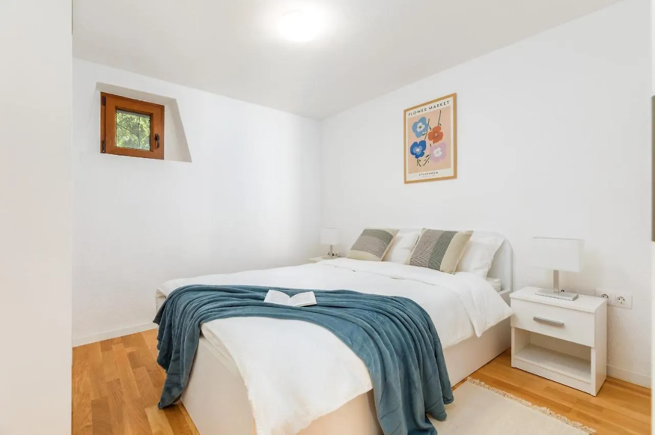 Stone House Istria Apartment Pula 0*,  Croatia