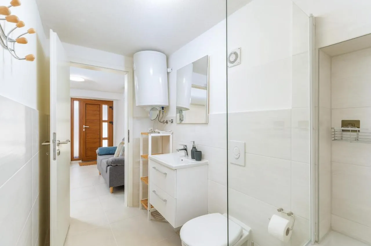 Stone House Istria Apartment Pula Croatia