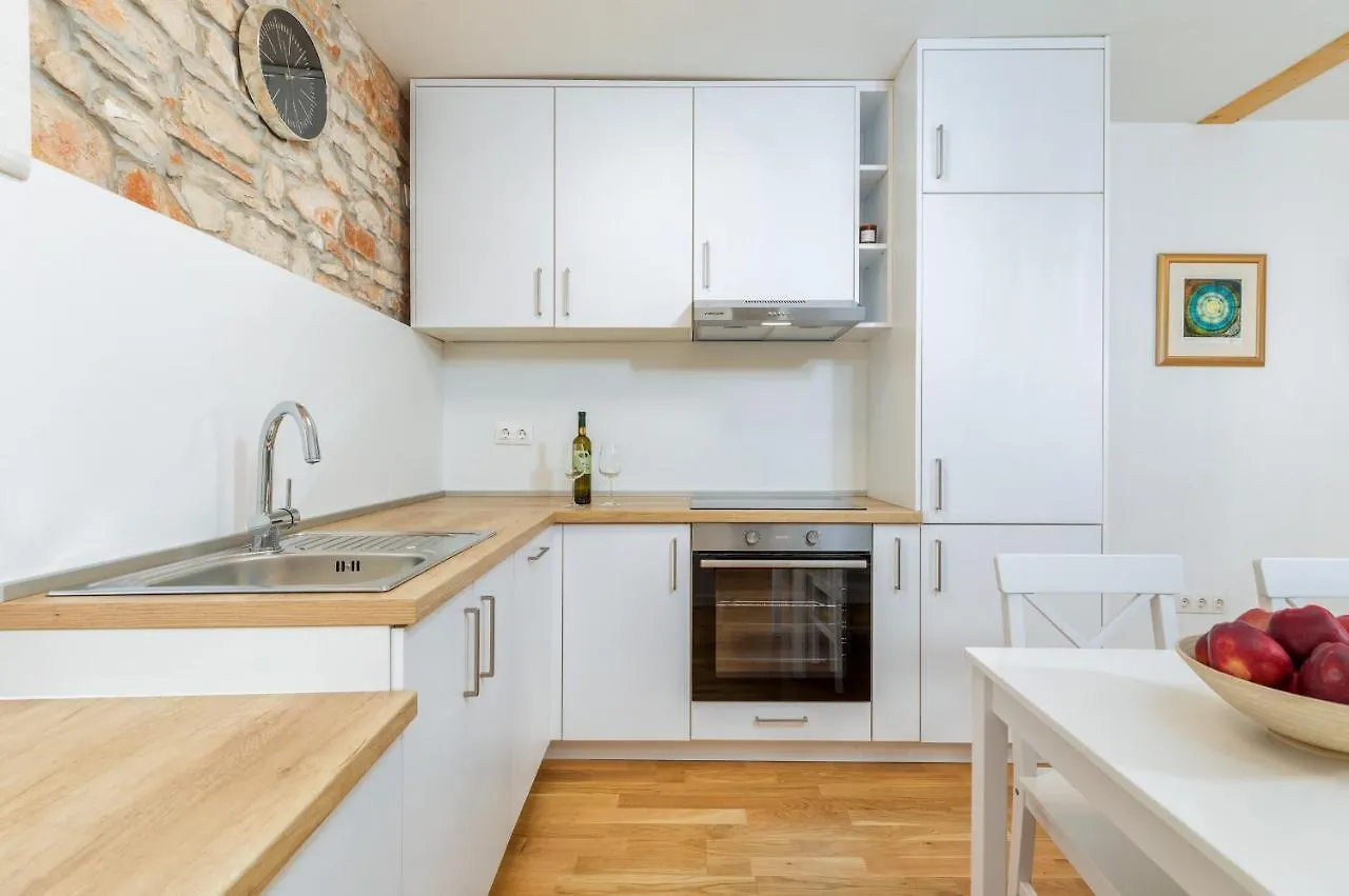 Stone House Istria Apartment Pula Croatia